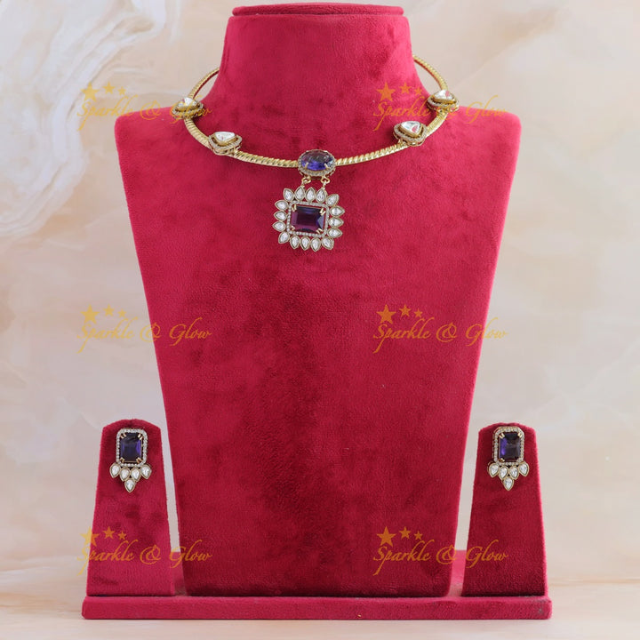 Stunning Floral rectangle stone victorian AD hasli choker - blue
