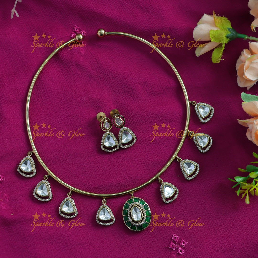 Elegant Triangle and oval stone drop victorian AD hasli choker - pink