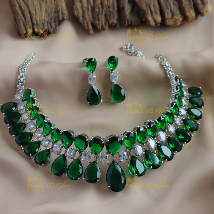Gorgeous Water drop stones victorian AD choker - blue