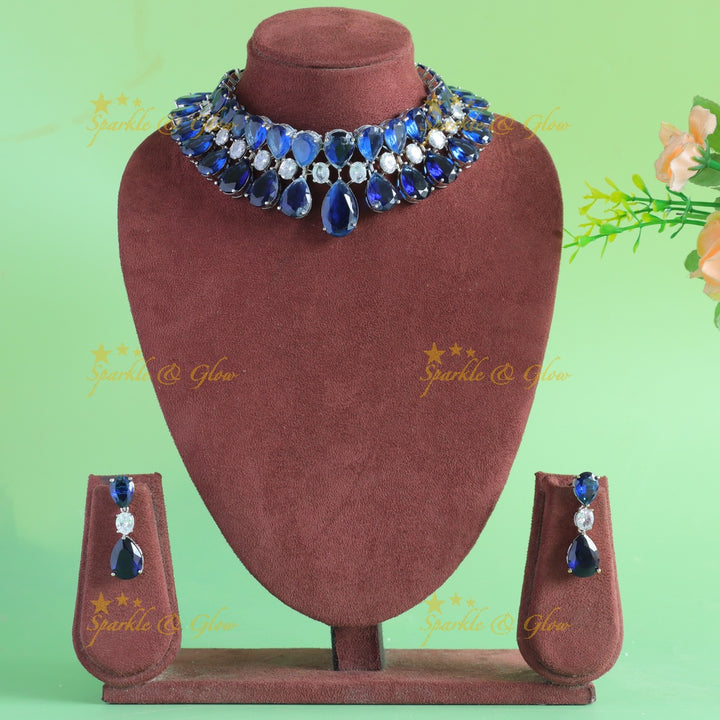 Gorgeous Water drop stones victorian AD choker - blue