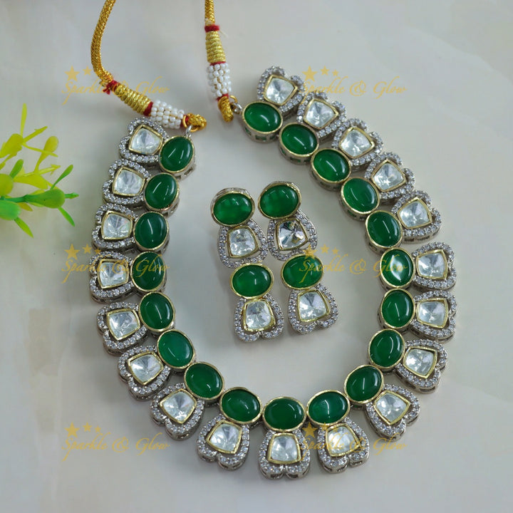 Elegant Heart design and oval stone victorian AD short necklace with emerald