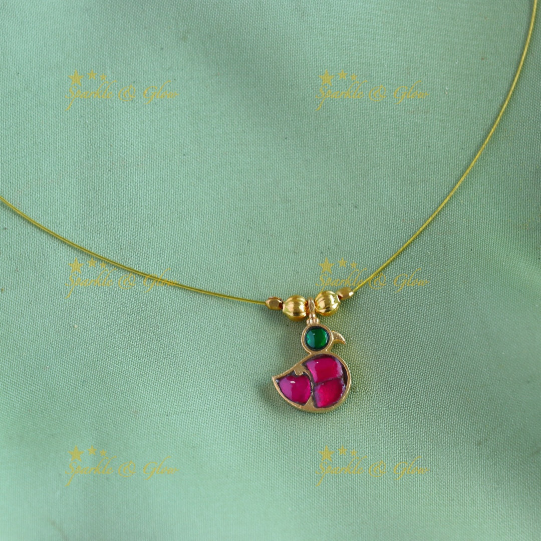 Elegant Duck design Invisible short necklace