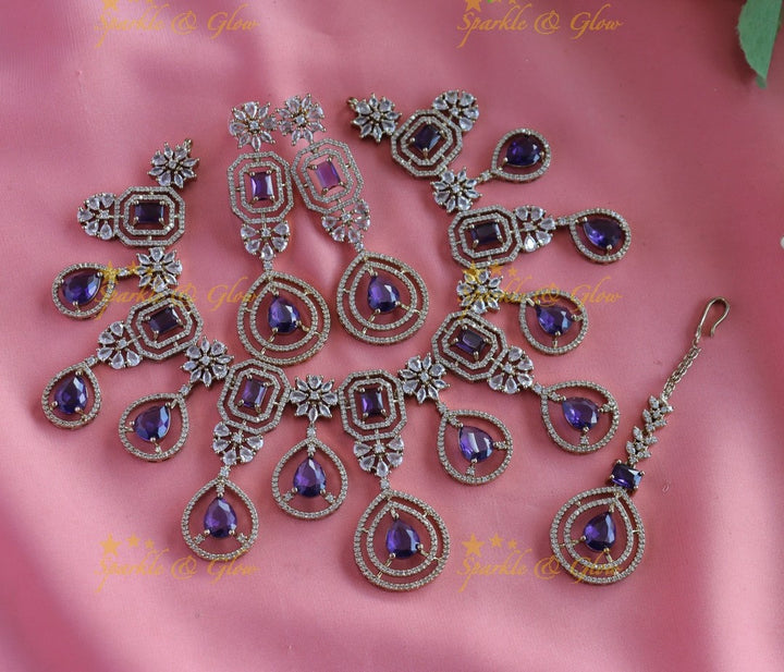 Sparkling Square and Waterdrop design Victorian AD short necklace with Maangtikka