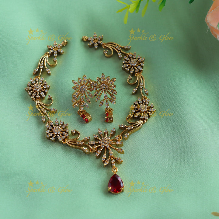 Gracious Star Floral Leaflet design AD short necklace-Light pink