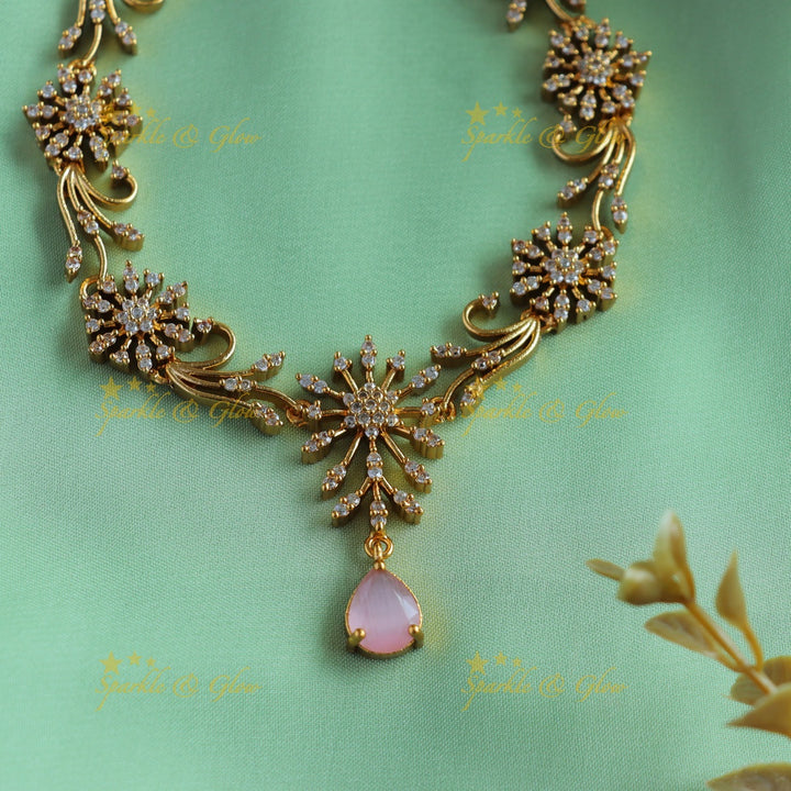 Gracious Star Floral Leaflet design AD short necklace-Light pink