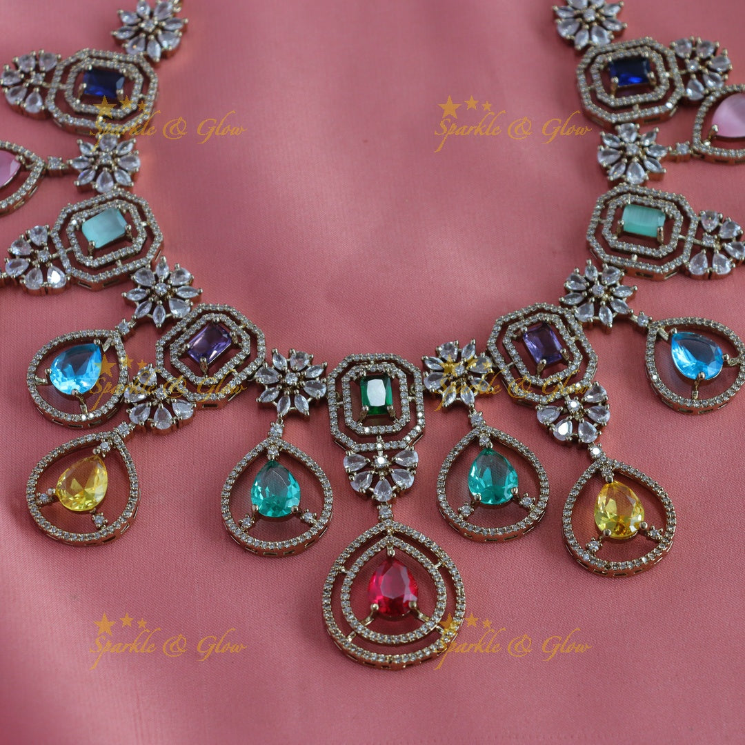 Sparkling Square and Waterdrop design Victorian AD short necklace with Maangtikka