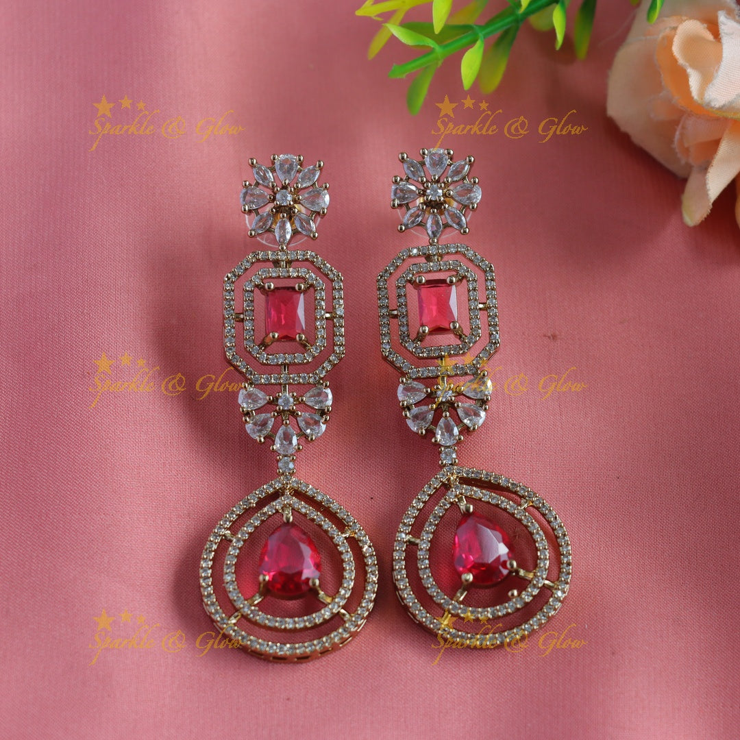 Sparkling Square and Waterdrop design Victorian AD short necklace with Maangtikka