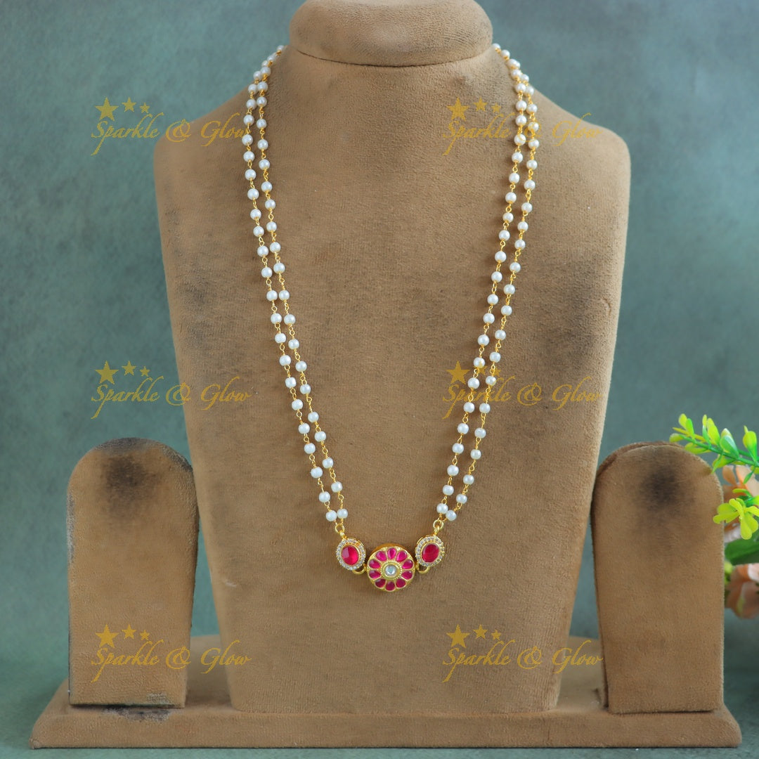Gracious Floral and Circle pendant carved Jadau pearl chain