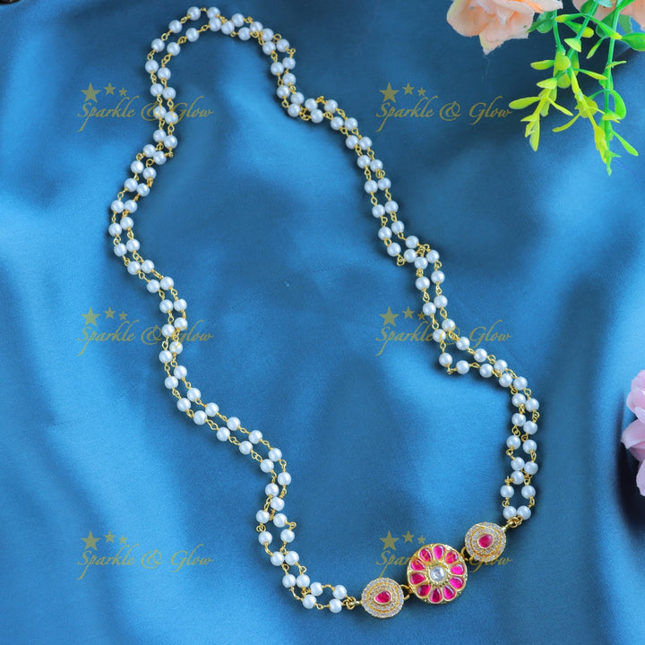 Grand Flower and dot design pendant carved Jadau pearl chain