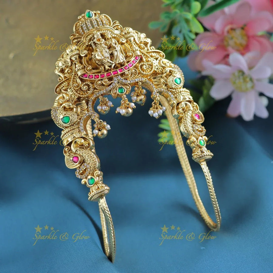 Jadau Grand Idol Radhakrishna Peacock carved U shpae Vanki - Sparkle and Glow