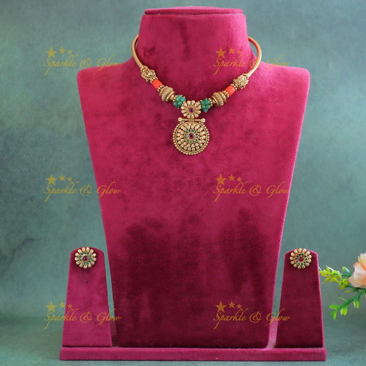 Elegant Floral pendant Coral beaded Hasli short necklace