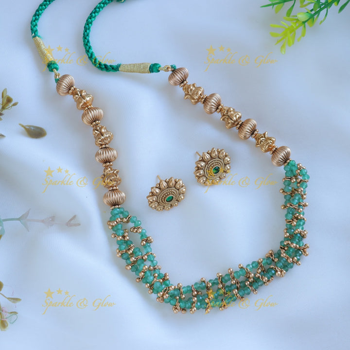 Elegant Crystal mintgreen beaded short necklace