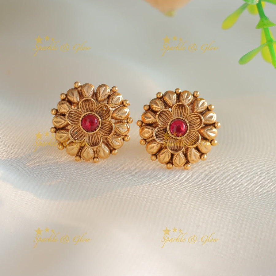Beautiful Gold ball beaded short necklace with red beads - Red - Sparkle and Glow - Red - Back Thread