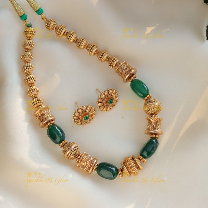 Beautiful Gold ball beaded short necklace with red beads - Red - Sparkle and Glow - Green - Back Thread