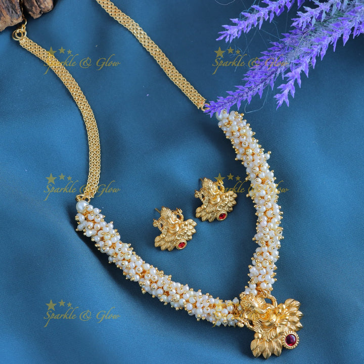 Statement Idol Ganesha pearl cluster short necklace-Ruby