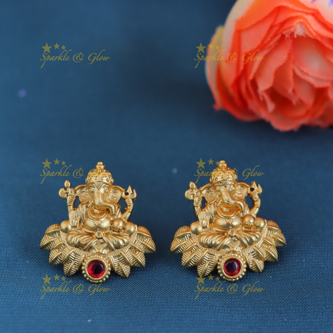 Statement Idol Ganesha pearl cluster short necklace-Ruby