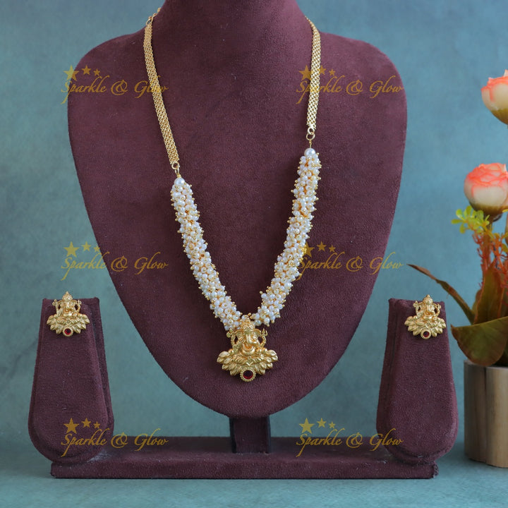 Statement Idol Ganesha pearl cluster short necklace-Ruby