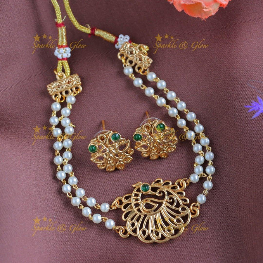 Elegant Peacock pendant pearl choker-Green - Sparkle and Glow