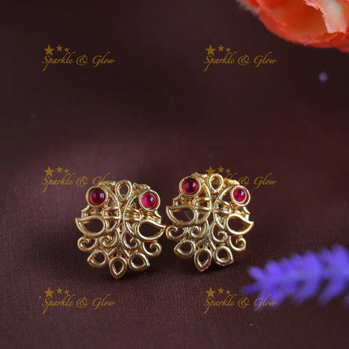 Elegant Peacock pendant pearl choker-Ruby - Sparkle and Glow