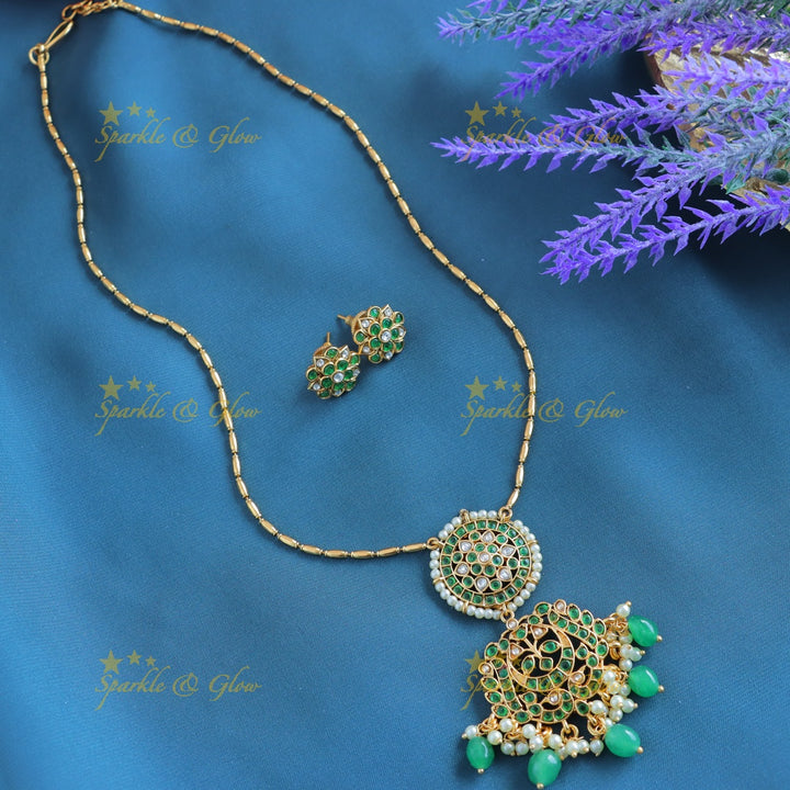 Elegant Kemp Half moon Floral Antique pendant chain-Blue
