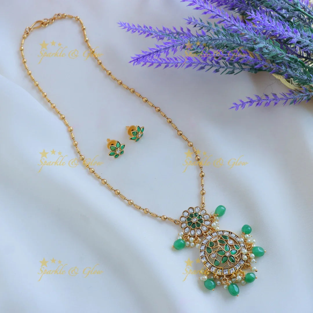 Sparkling Kemp Floral Antique pendant chain with green beads-Coral - Sparkle and Glow
