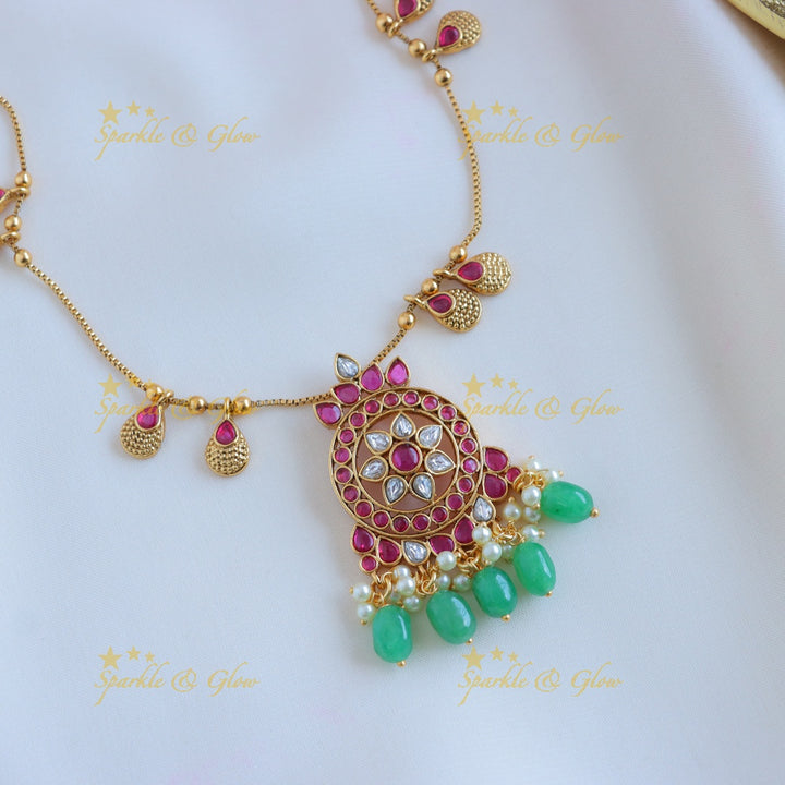 Beautiful Kemp Floral Leaf design pendant chain with green beads-Green-multi