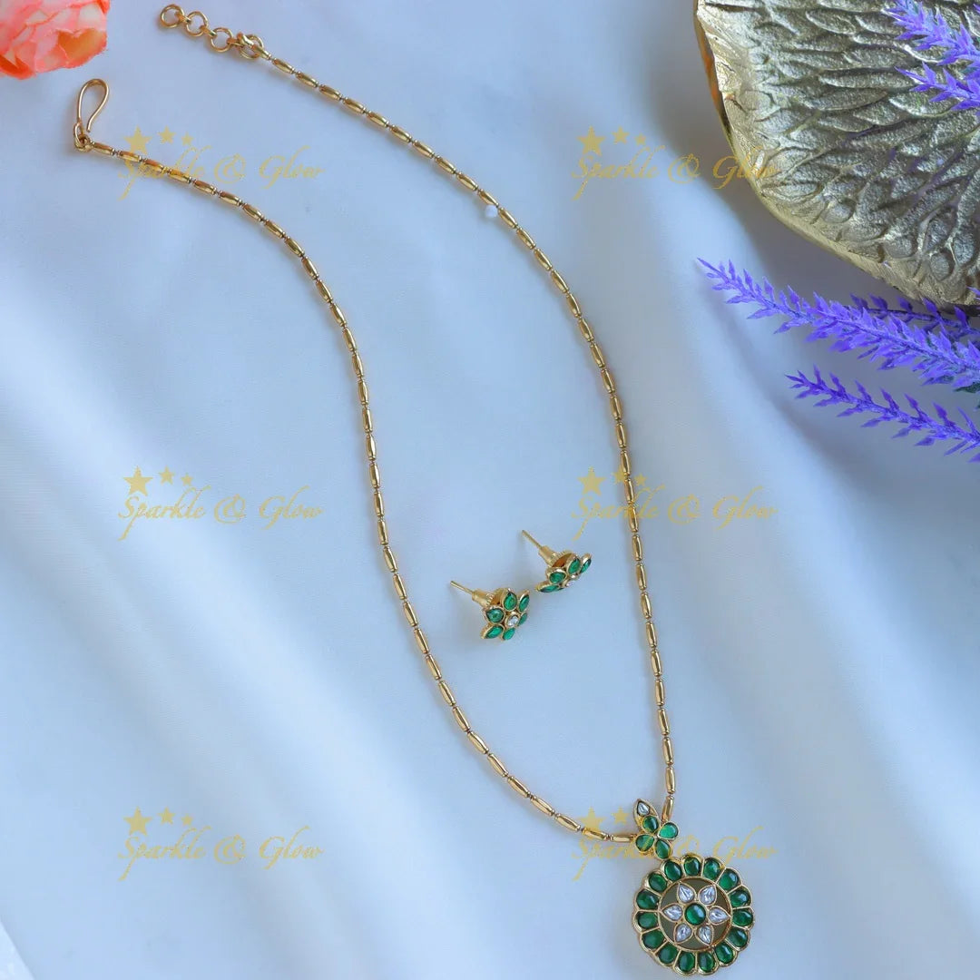 Beautiful Kemp Floral pendant chain-Navarathna - Sparkle and Glow