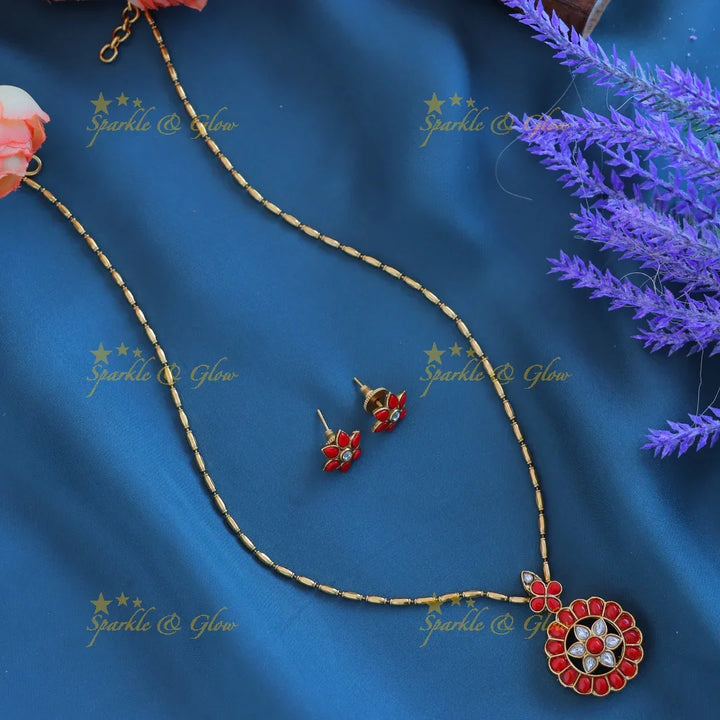 Beautiful Kemp Floral pendant chain-Navarathna - Sparkle and Glow