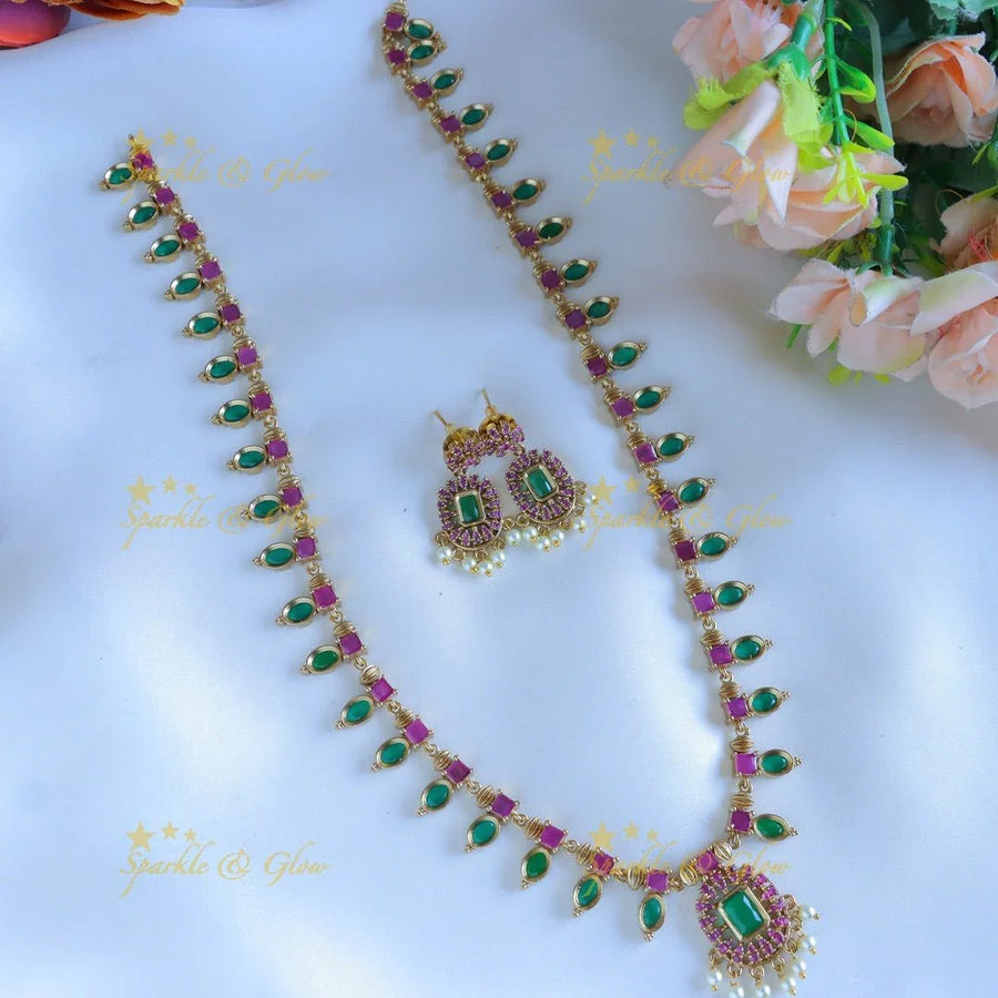 Beautiful Kemp Floral design Haram with pearls - Sparkle and Glow