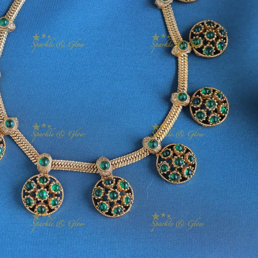 Elegant Emerald Floral short necklace - Sparkle and Glow - Back Thread - 