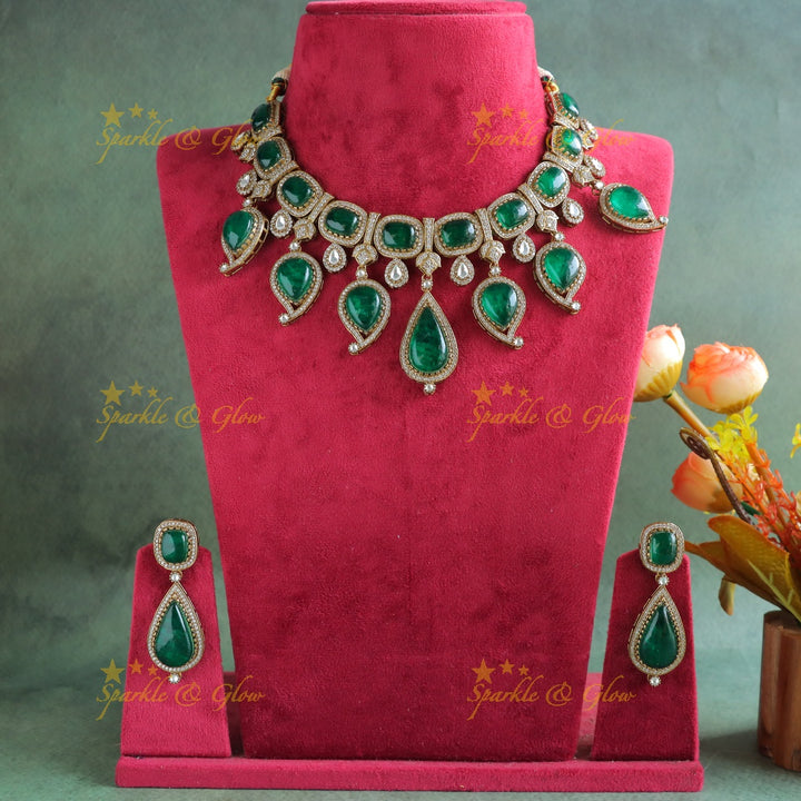 Stunning Kundan Mango design Victorian AD short necklace-Green