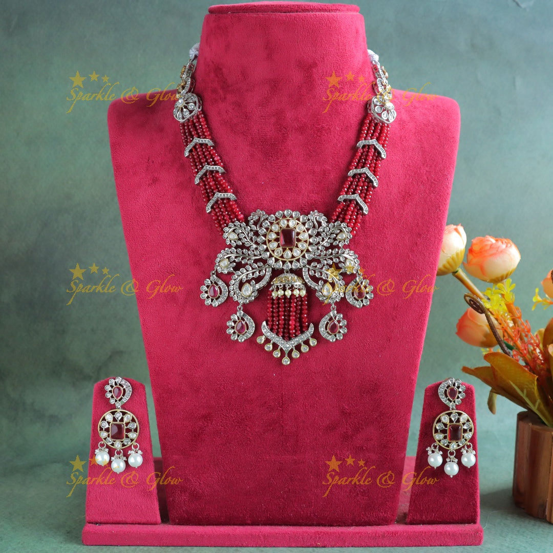 Stunning Leaf Floral carved Victorian AD short necklace with multilayered red beads