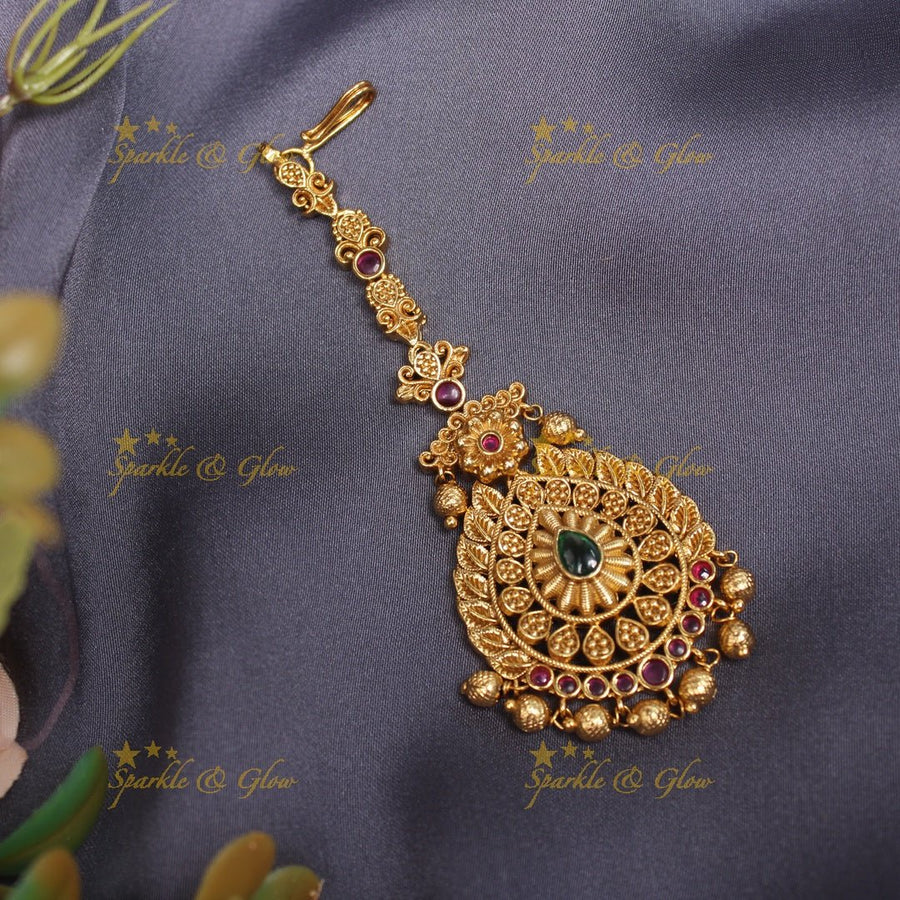 Beautiful Floral Single line Maangtikka with gold beads - Sparkle and Glow - 