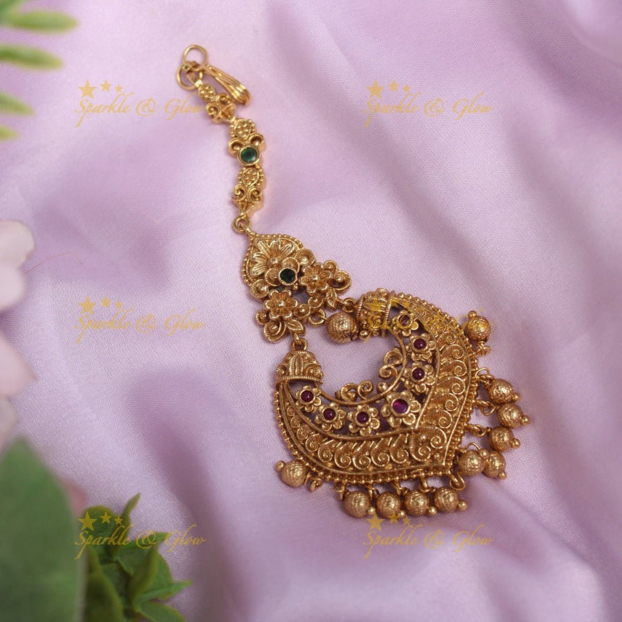 Beautiful Floral Single line Maangtikka with gold beads - Sparkle and Glow - 