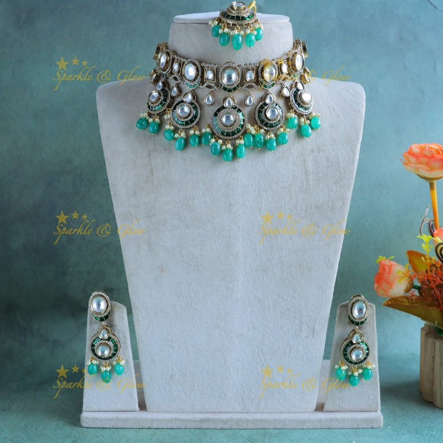 Intricately carved victorian AD choker with Kundan stones - Green - Sparkle and Glow - 