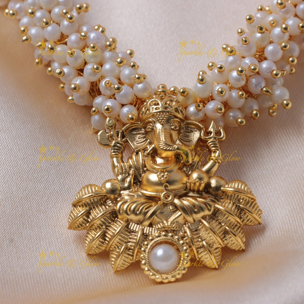 Gracious Idol Ganesha pendant carved pearl cluster short necklace - Sparkle and Glow - Back Thread - 