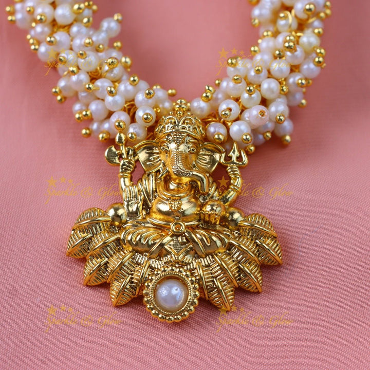 Gracious Idol Ganesha pendant carved pearl cluster short necklace - Sparkle and Glow - Back Thread - 