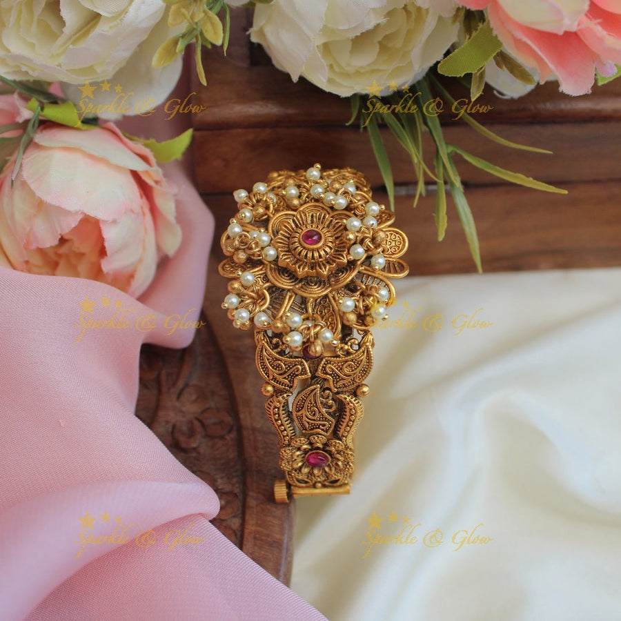 Gorgeous flower design screw type single bangle - 2.6 - Sparkle and Glow - 