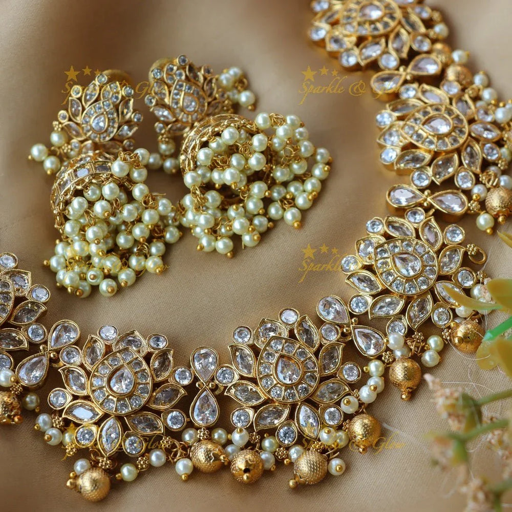 Pretty white Jadau stones and pearl short necklace - Sparkle and Glow