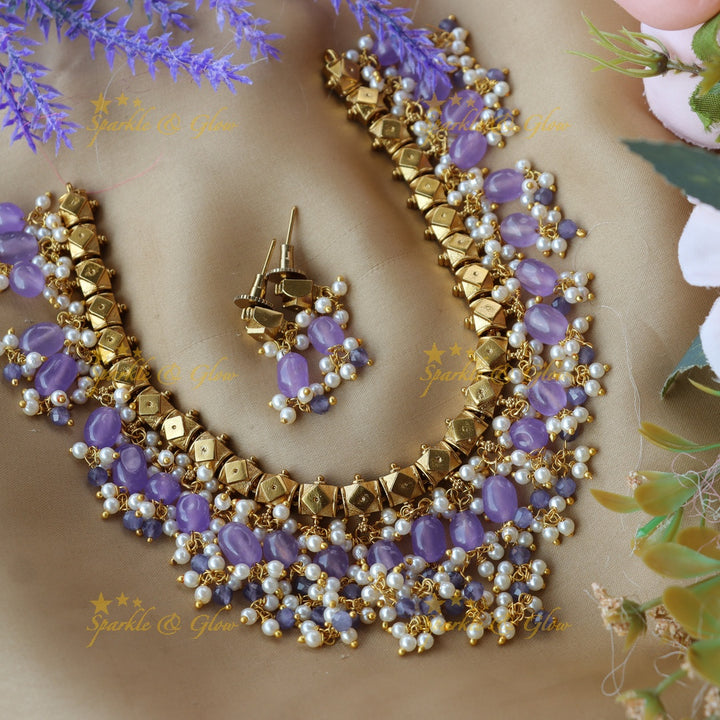 Elegant pearl and purple beads short necklace - Purple
