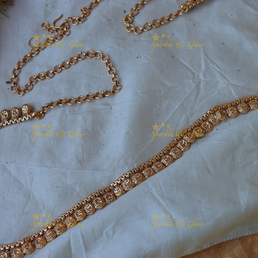 Beautiful Gold alike Hip chain - Sparkle and Glow - 