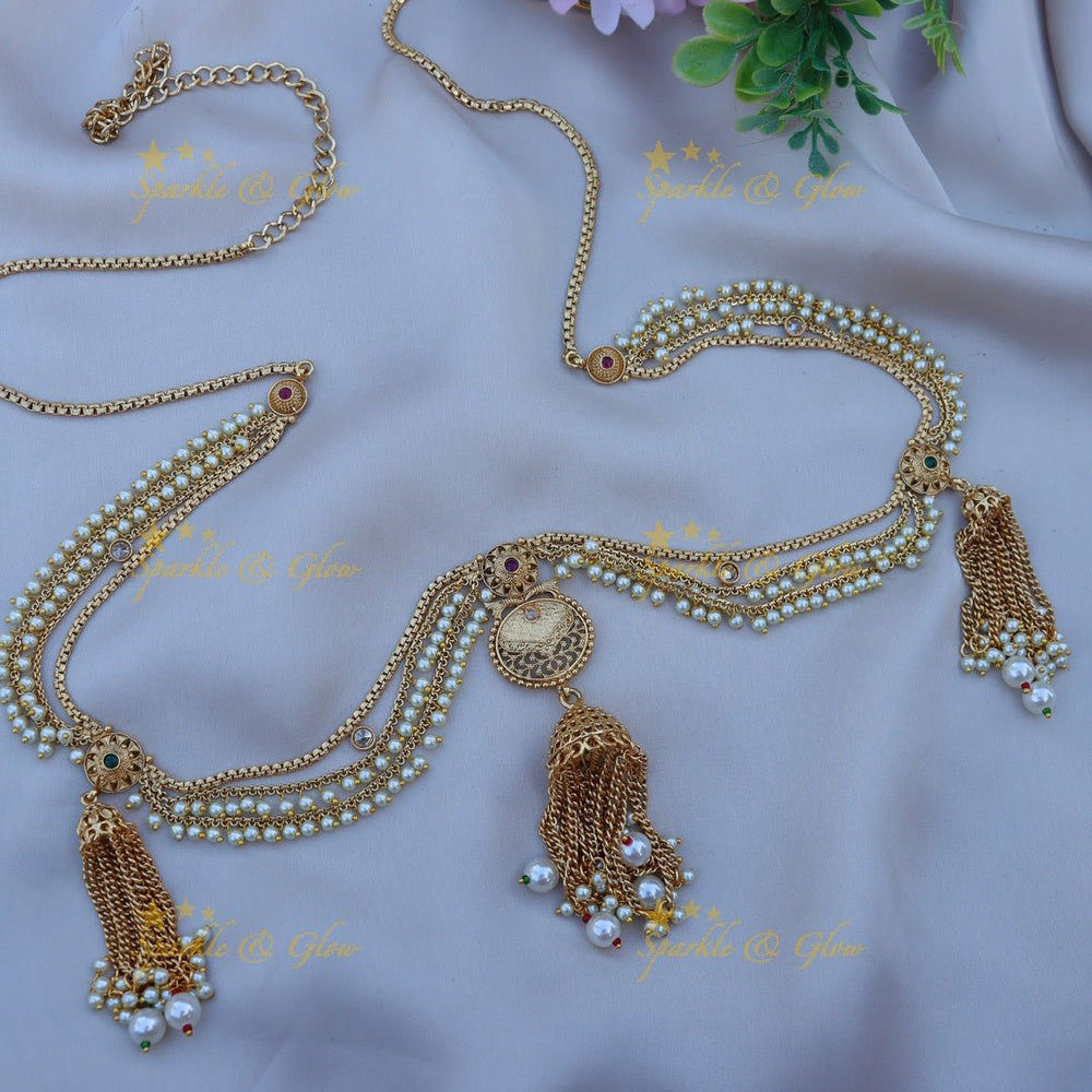 Beautiful floral and pearl gold alike hip chain - Sparkle and Glow - 