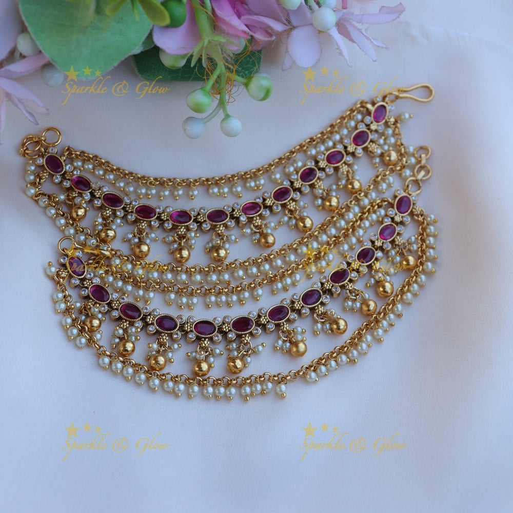 Stunning pearl and stone earchain - Green - Sparkle and Glow - Pink - 