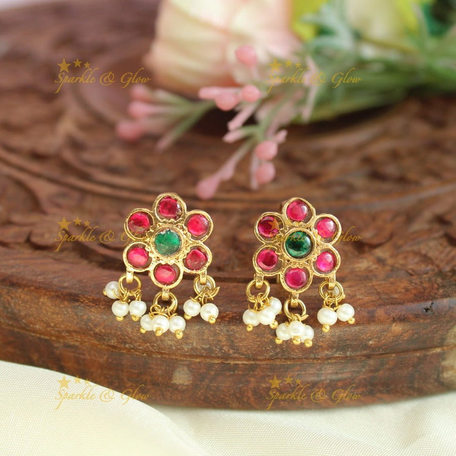 Simple and elegant flower design jadau fusion bugadi earrings - Sparkle and Glow - 