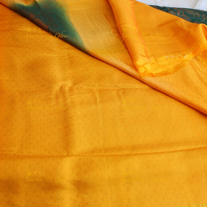 Pretty leaf printed light green with dark green border kubera pattu soft silk saree - Light green