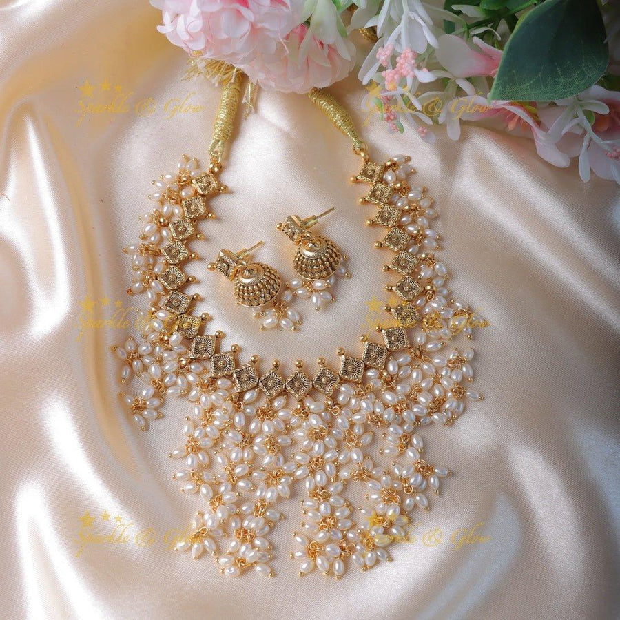 Statement Floral Guttapusalu short necklace - Sparkle and Glow