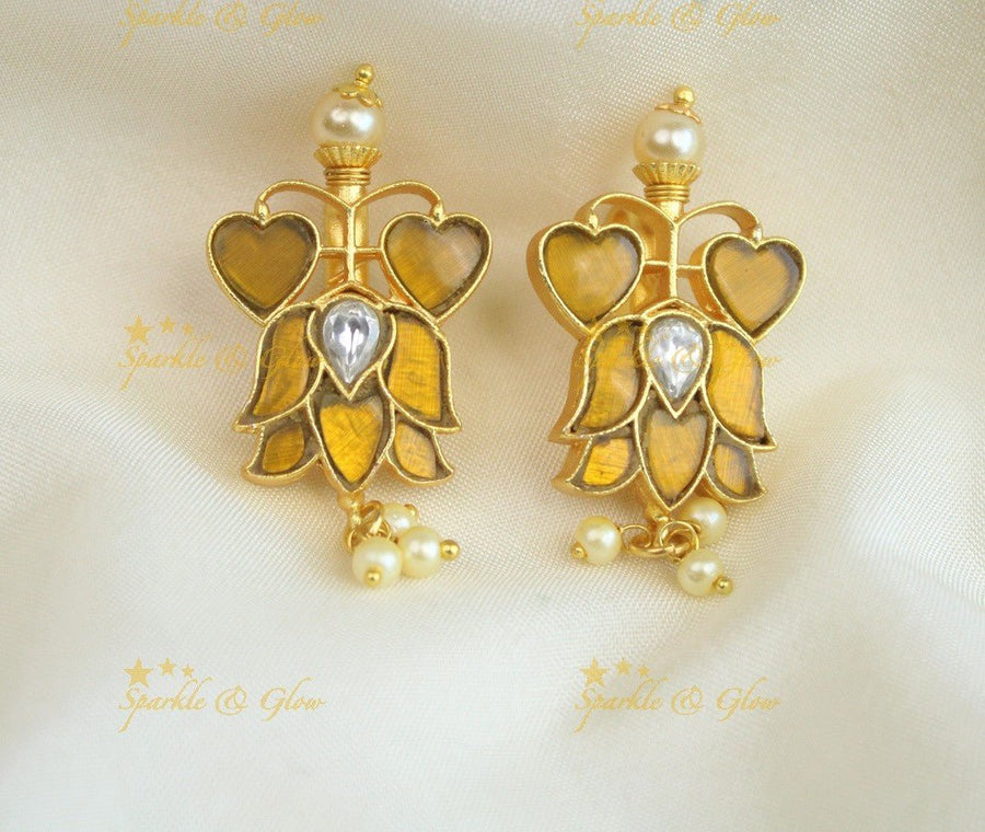 Stunning Dual tone Heart Lotus design Jadau press Bugadi Earrings - White - Sparkle and Glow - Yellow - 