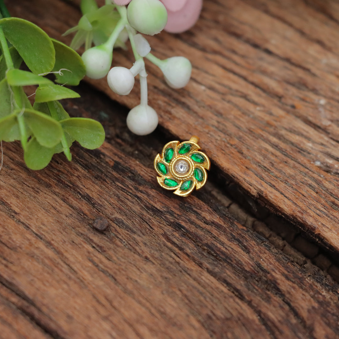 Exquisite Green Floral Nosepin for Festive Elegance