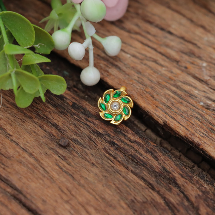 Exquisite Green Floral Nosepin for Festive Elegance