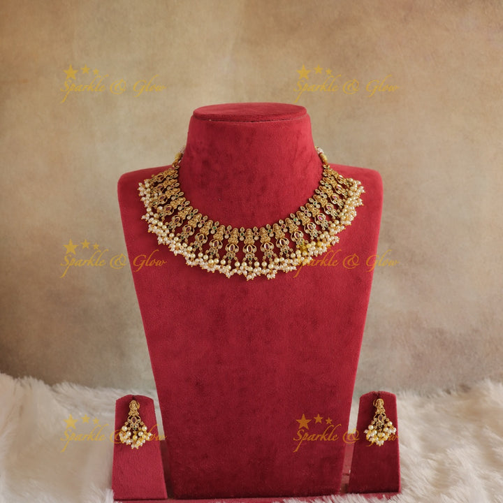 Stunning Idol Lakshmi Floral carved Guttapusalu short necklace